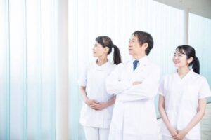 患者さんもスタッフも快適！クリニックで選ぶべき機能性カーテン